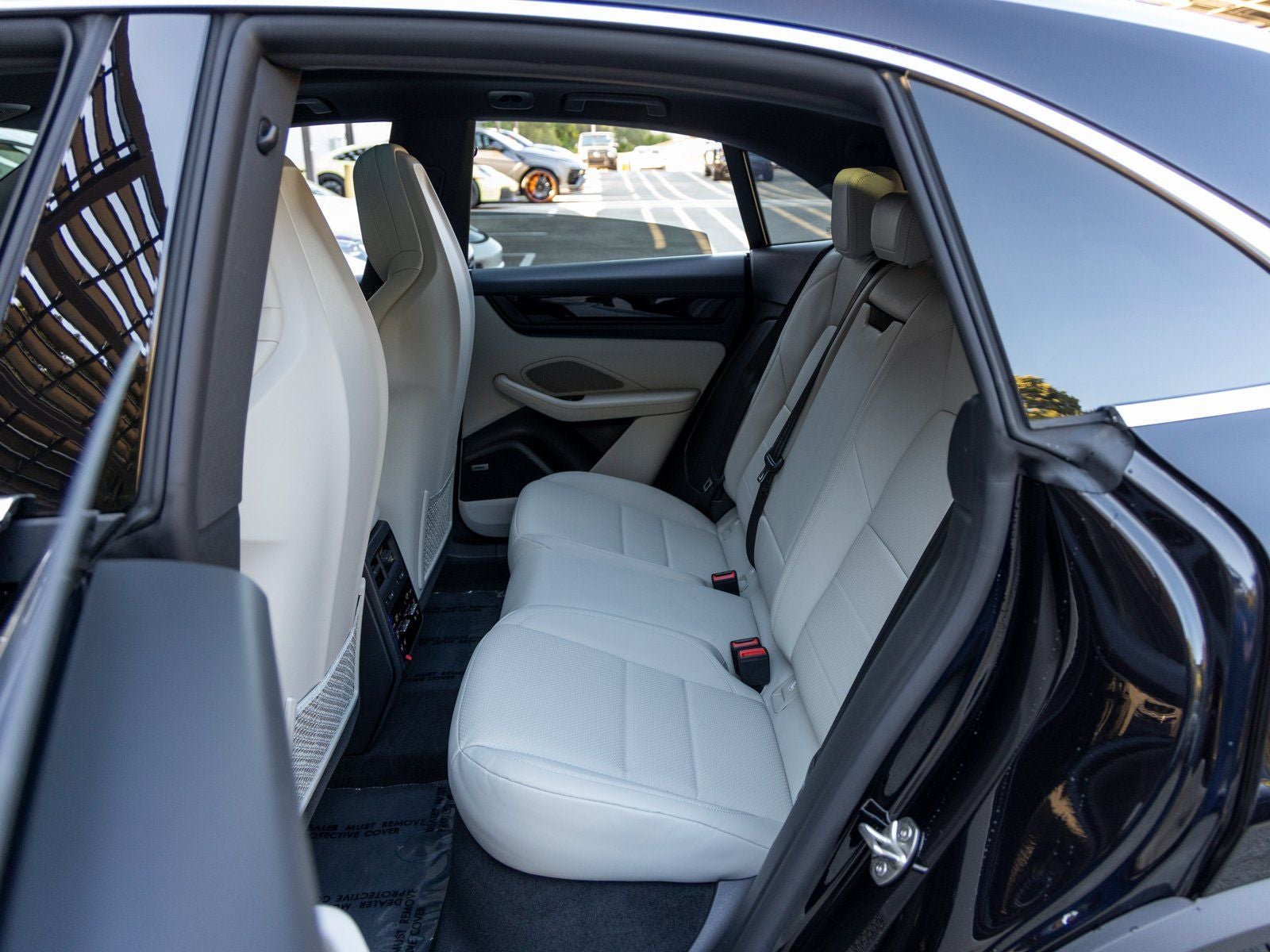 2026 Porsche Macan Macan 4 Electric