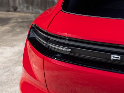 2026 Porsche Macan 4 Electric