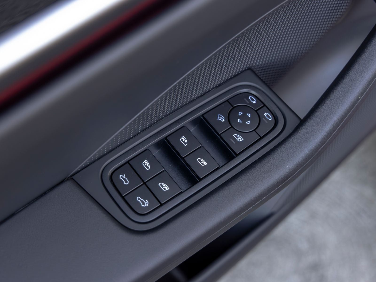 2026 Porsche Macan 4 Electric