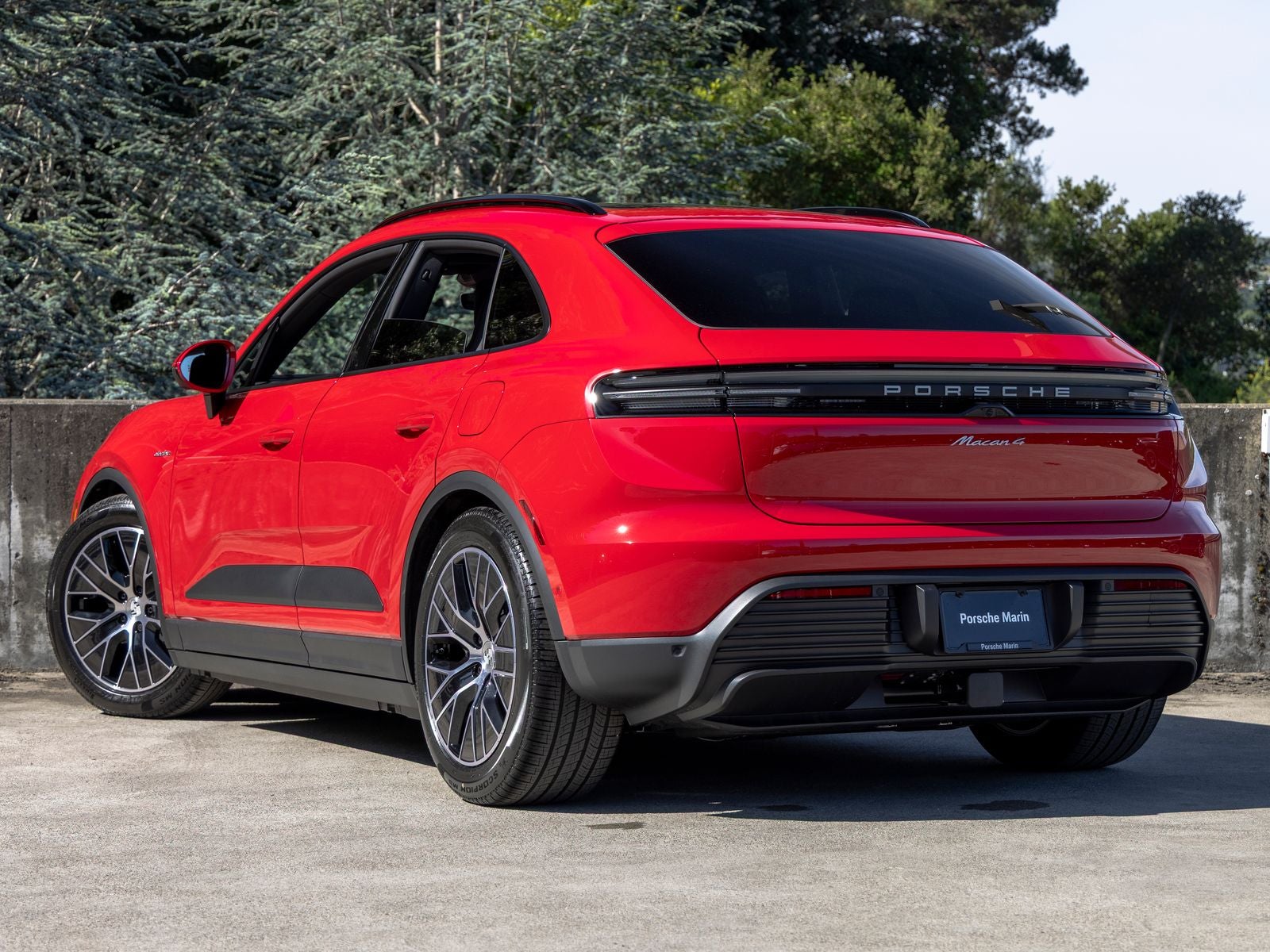 2026 Porsche Macan 4 Electric
