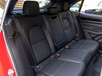 2026 Porsche Macan 4 Electric