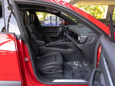 2026 Porsche Macan 4 Electric