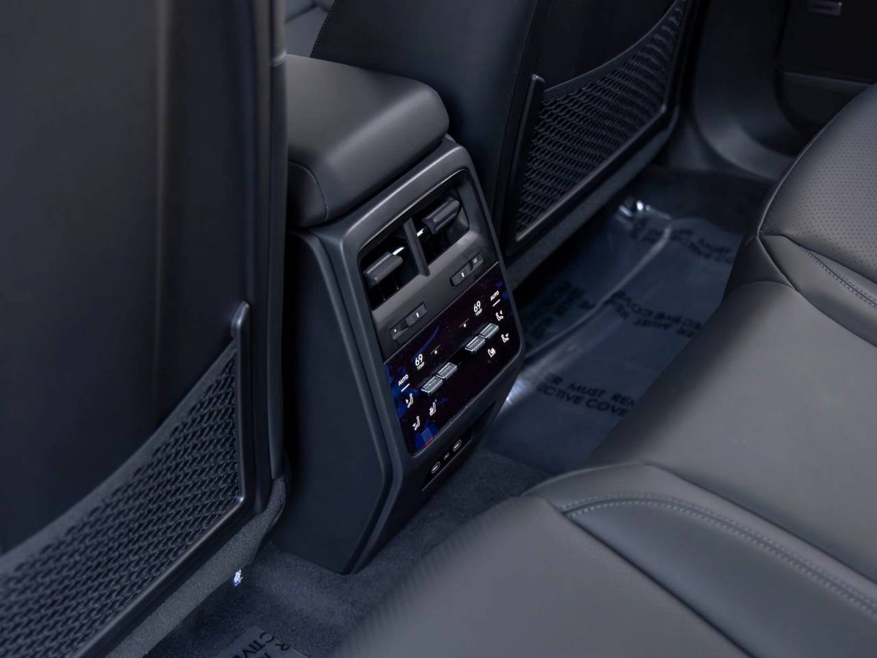 2026 Porsche Macan 4 Electric