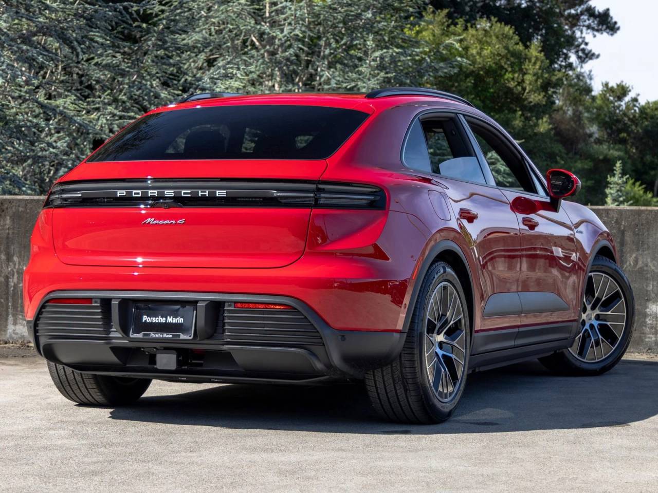 2026 Porsche Macan 4 Electric