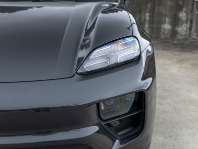 2026 Porsche Macan 4 Electric