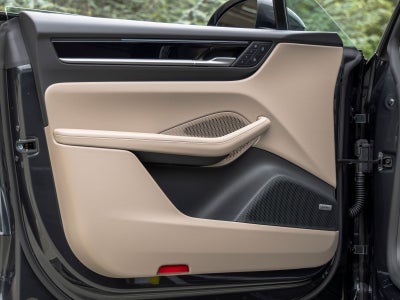 2026 Porsche Macan 4 Electric