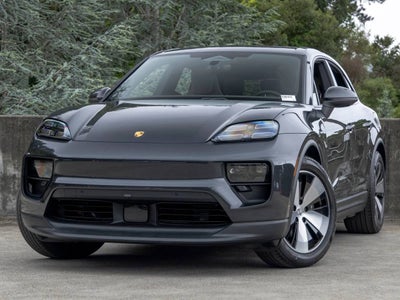 2026 Porsche Macan 4 Electric