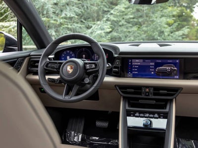2026 Porsche Macan 4 Electric