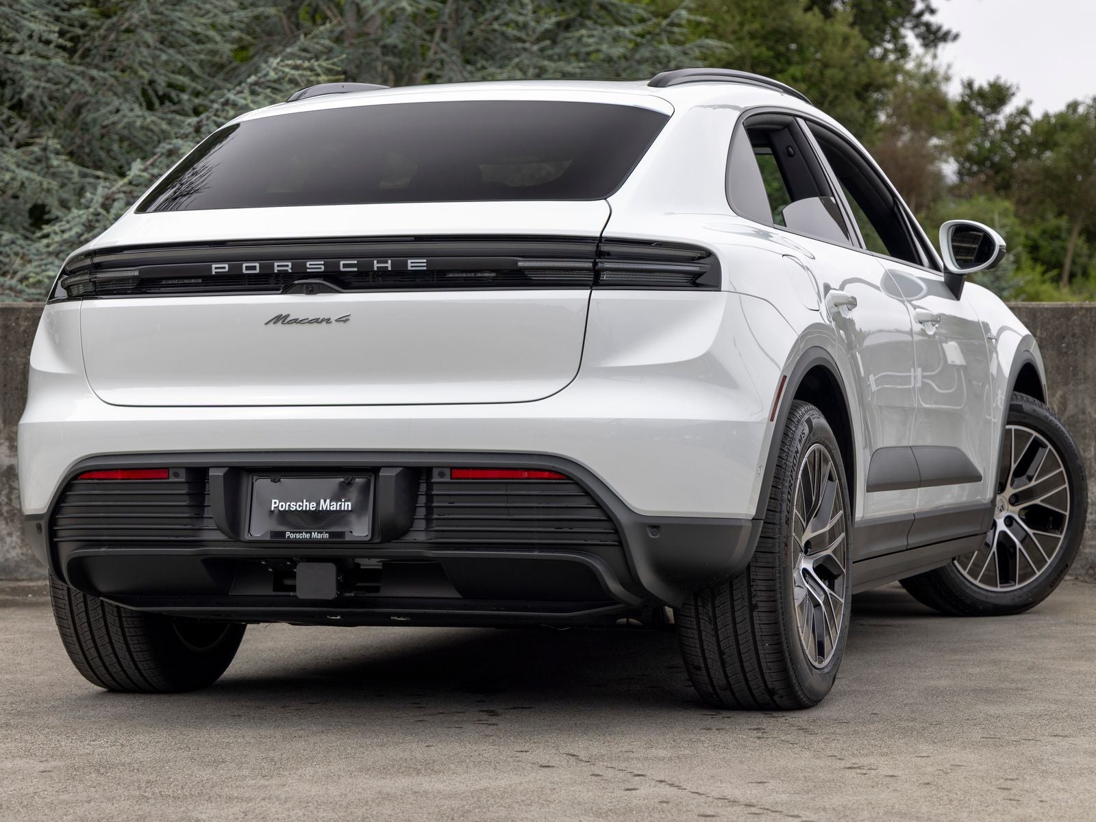 2026 Porsche Macan 4 Electric