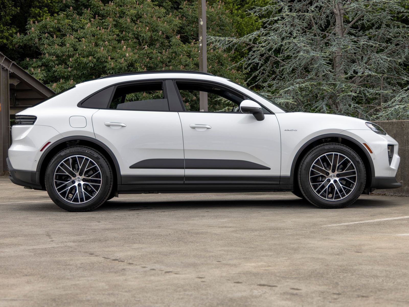 2026 Porsche Macan 4 Electric