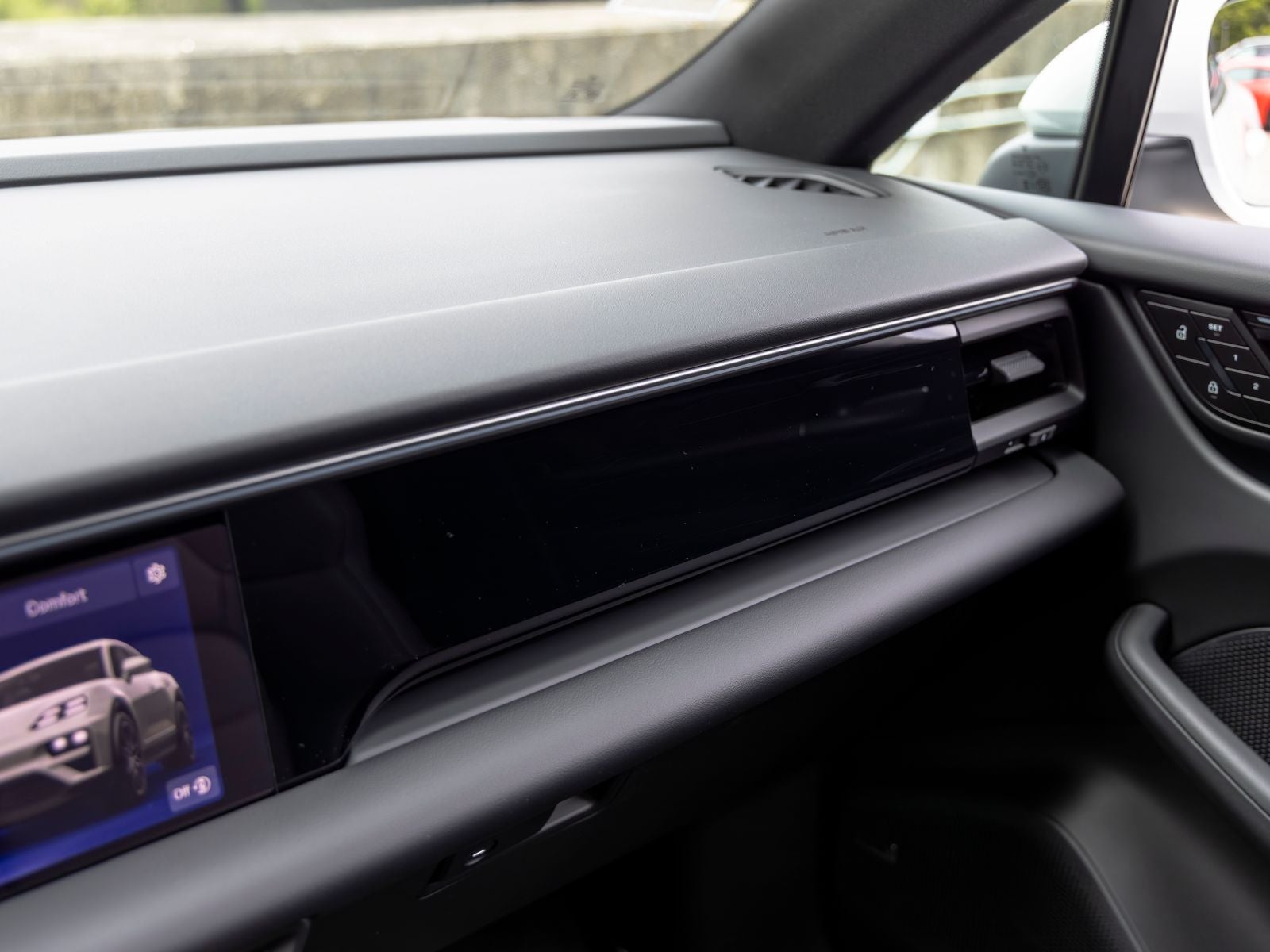 2026 Porsche Macan 4 Electric