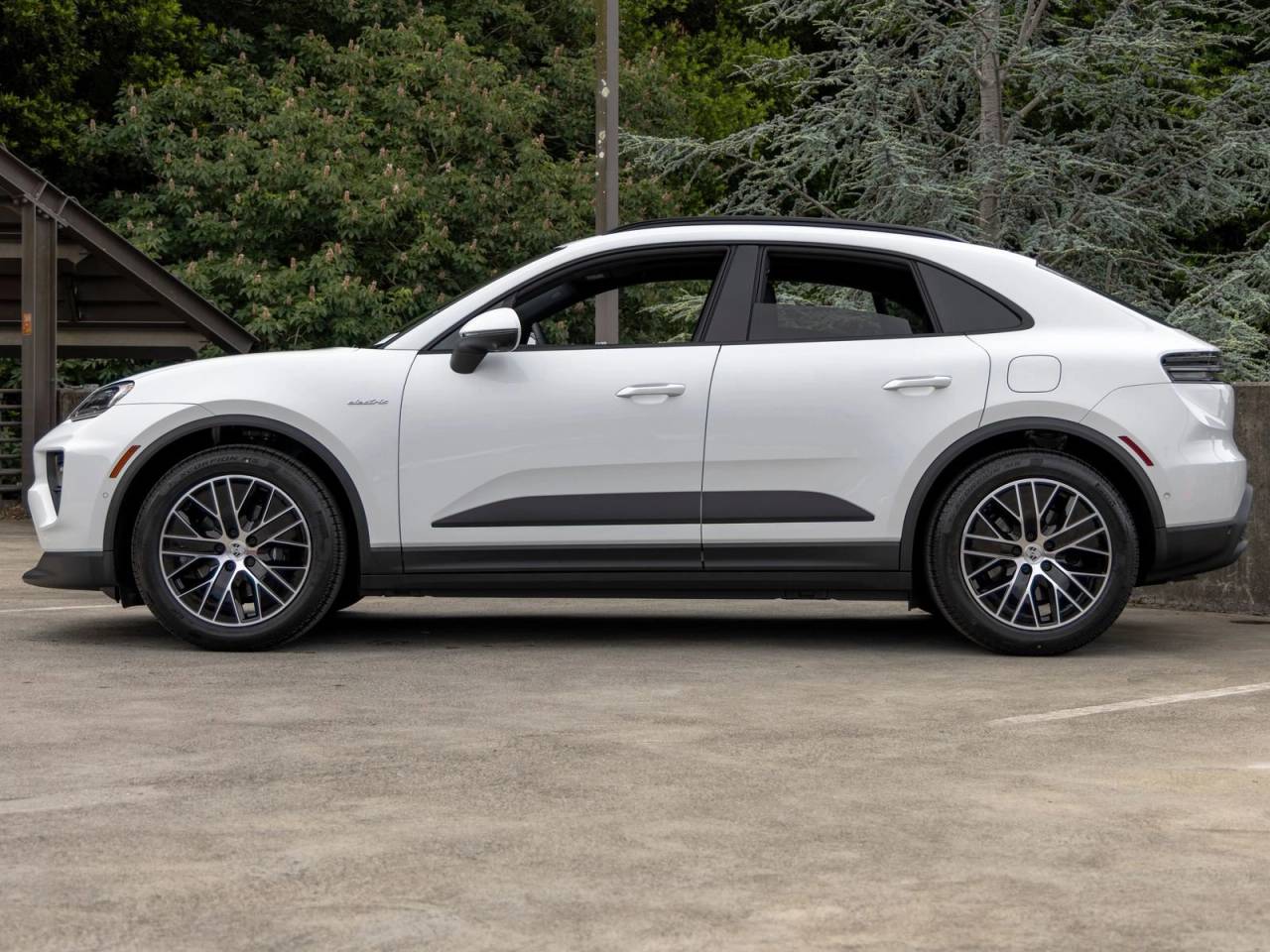 2026 Porsche Macan 4 Electric