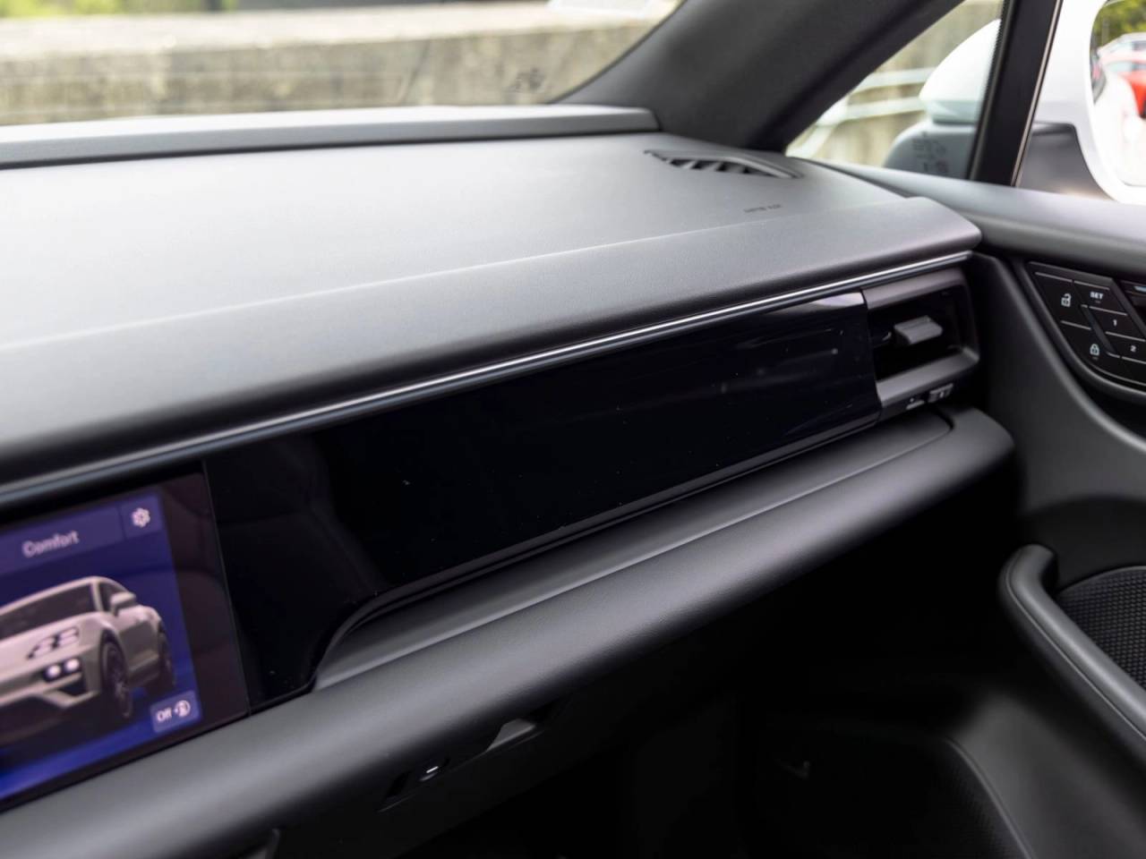 2026 Porsche Macan 4 Electric