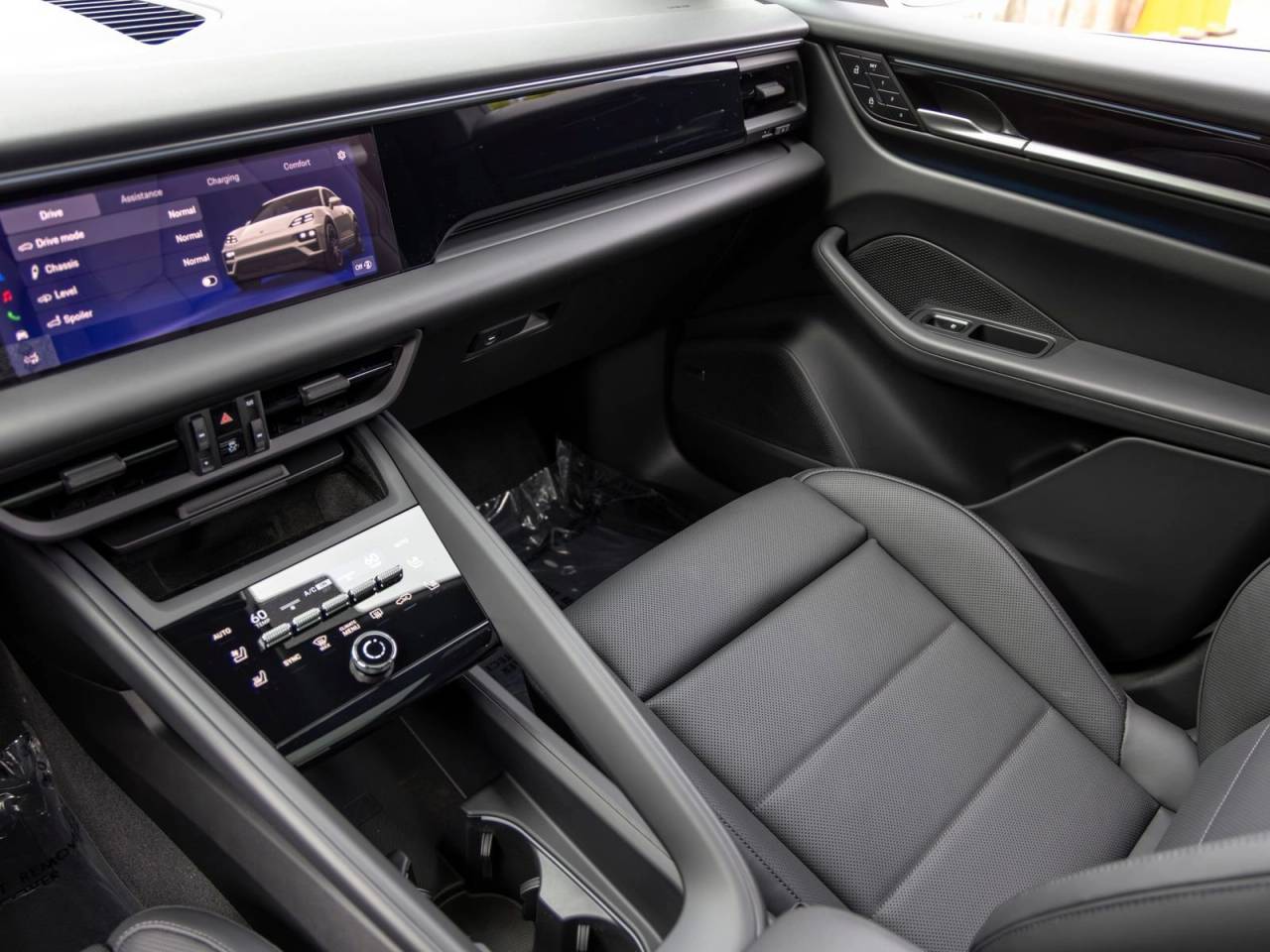 2026 Porsche Macan 4 Electric
