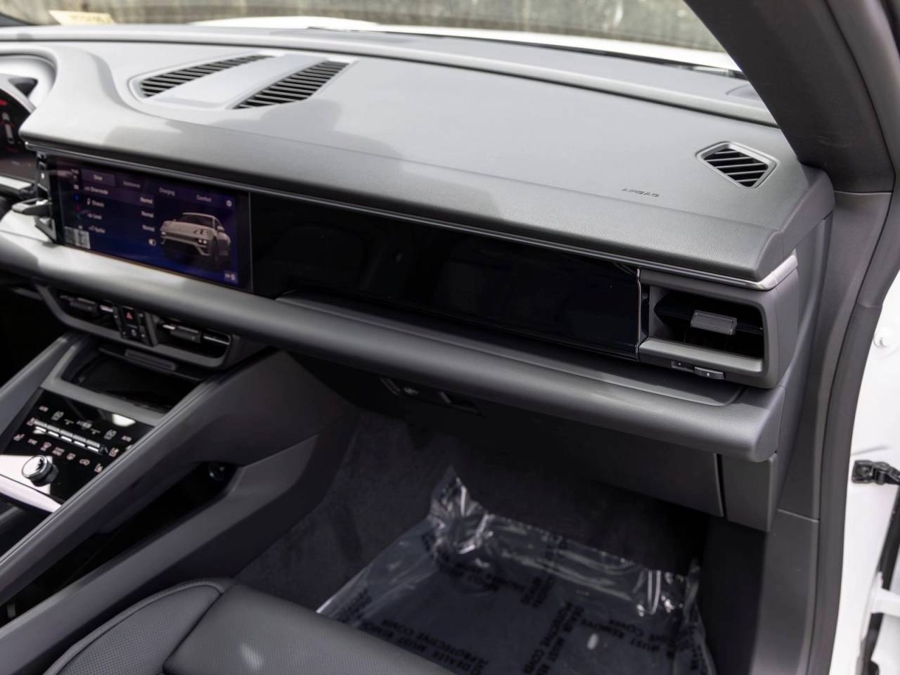 2026 Porsche Macan 4 Electric
