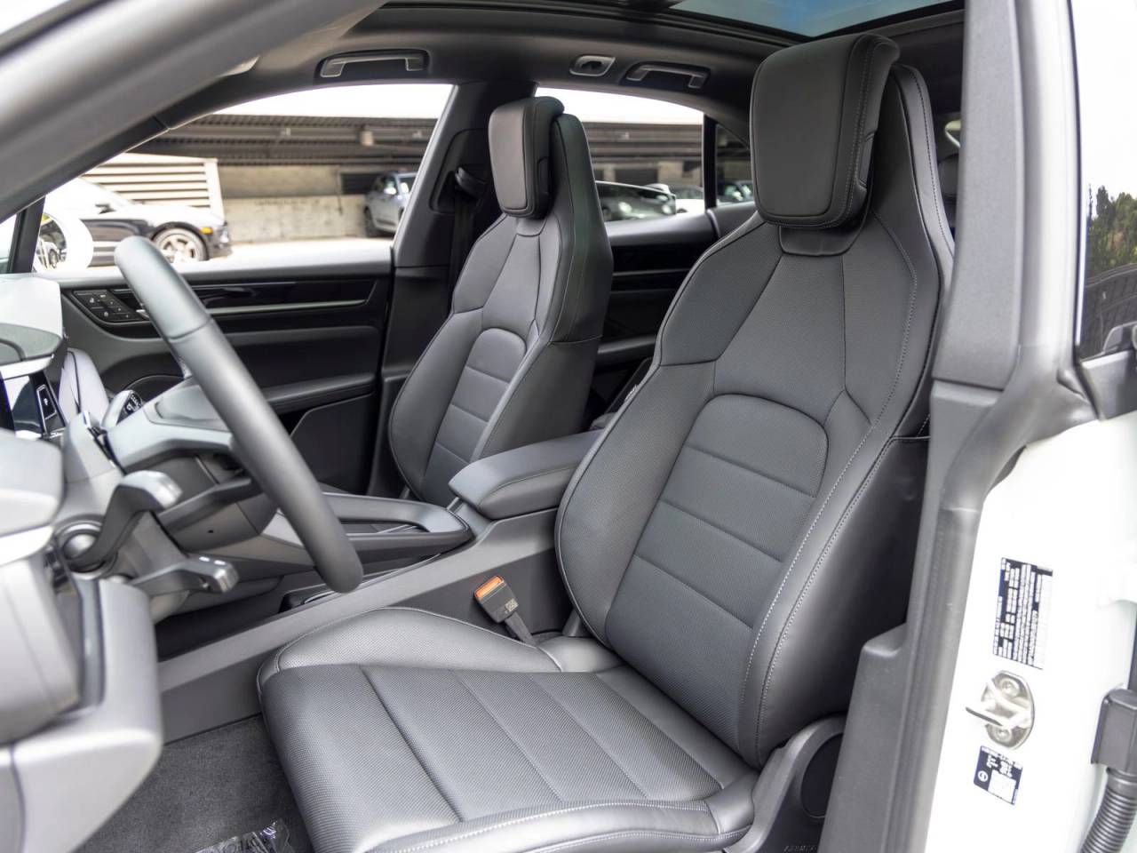 2026 Porsche Macan 4 Electric