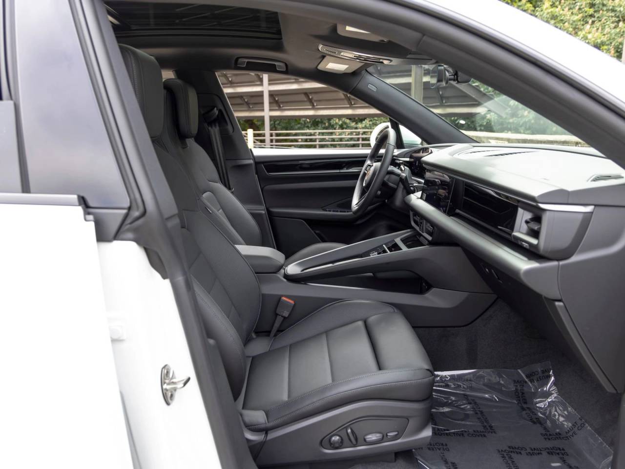2026 Porsche Macan 4 Electric