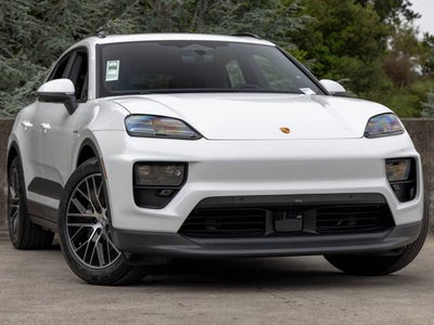 2026 Porsche Macan 4 Electric