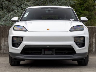 2026 Porsche Macan 4 Electric