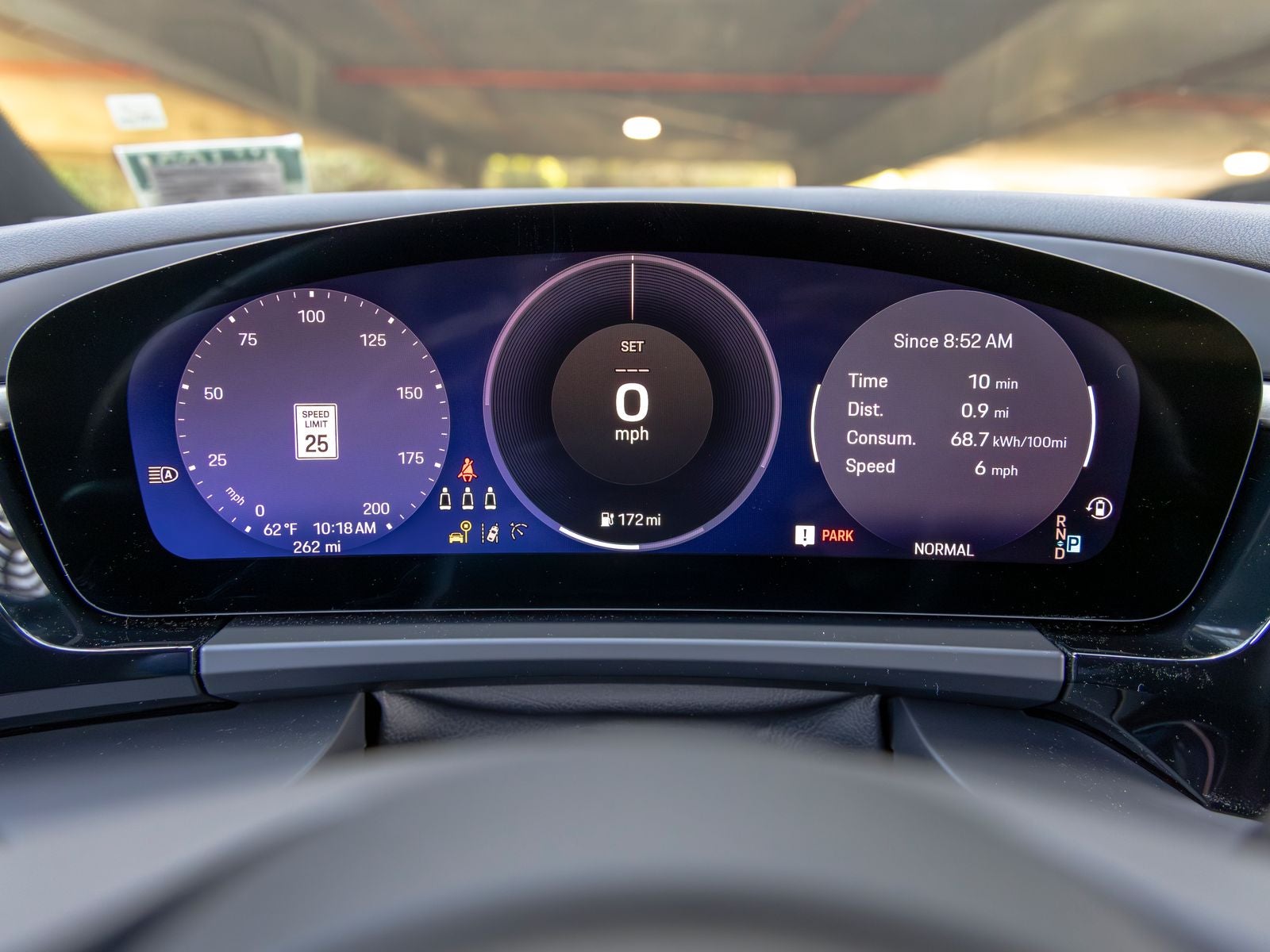 2025 Porsche Macan Electric 4