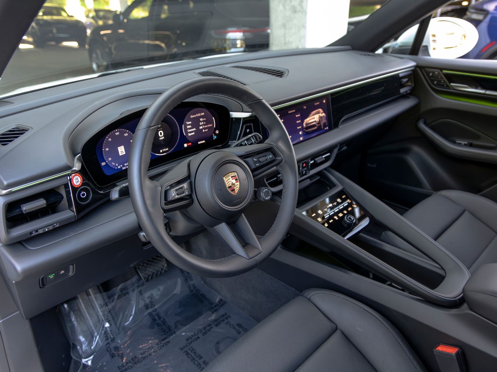 2025 Porsche Macan Electric 4