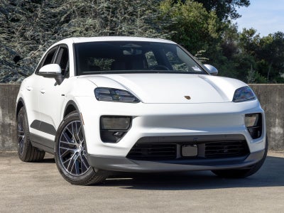 2025 Porsche Macan Electric 4