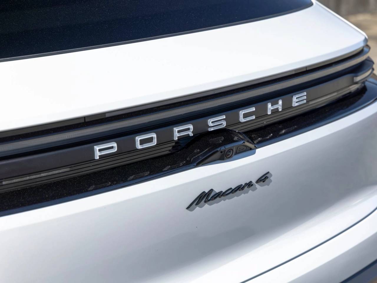 2025 Porsche Macan Macan 4 Electric