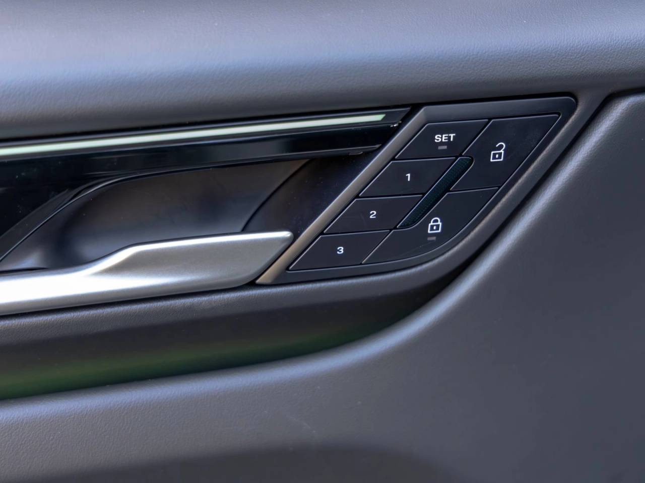 2025 Porsche Macan Macan 4 Electric