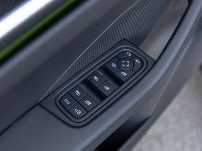2025 Porsche Macan Macan 4 Electric