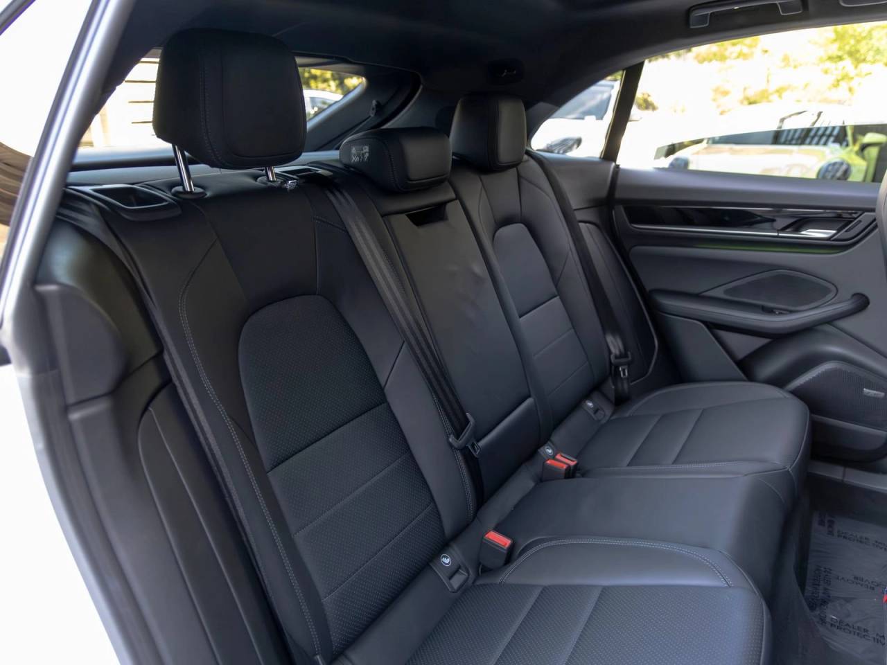 2025 Porsche Macan Macan 4 Electric