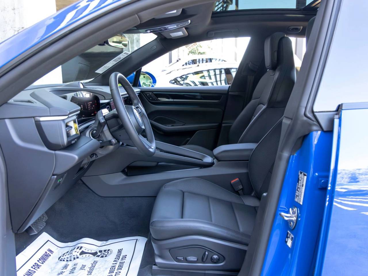 2026 Porsche Macan 4 Electric