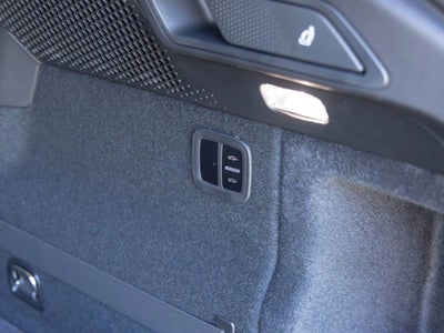 2026 Porsche Macan 4 Electric
