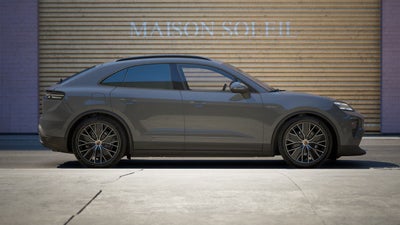 2026 Porsche Macan Macan 4 Electric