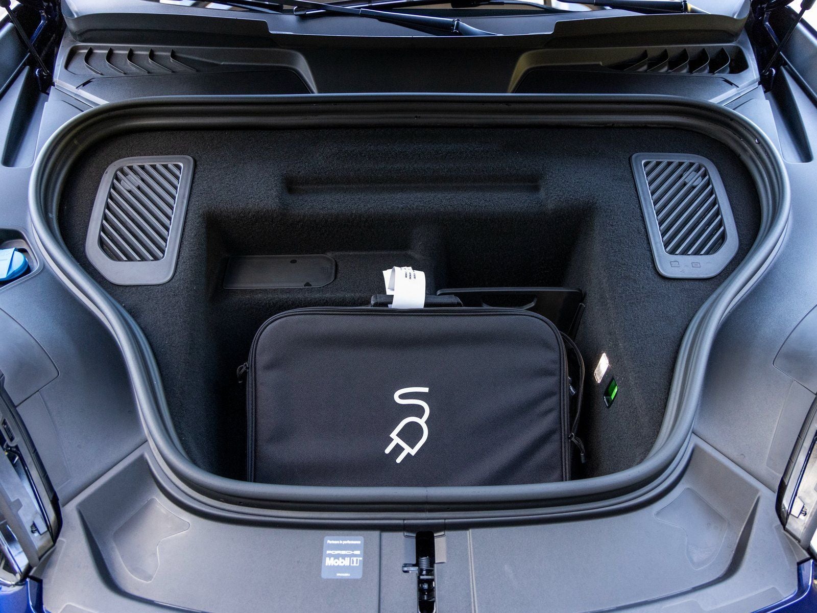 2025 Porsche Macan Macan 4 Electric