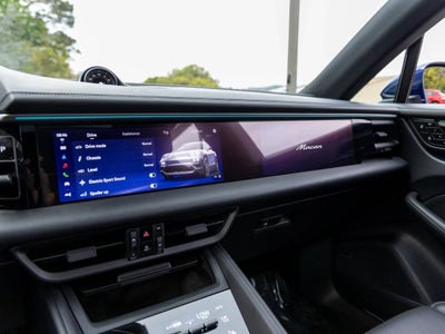 2024 Porsche Macan Macan 4 Electric