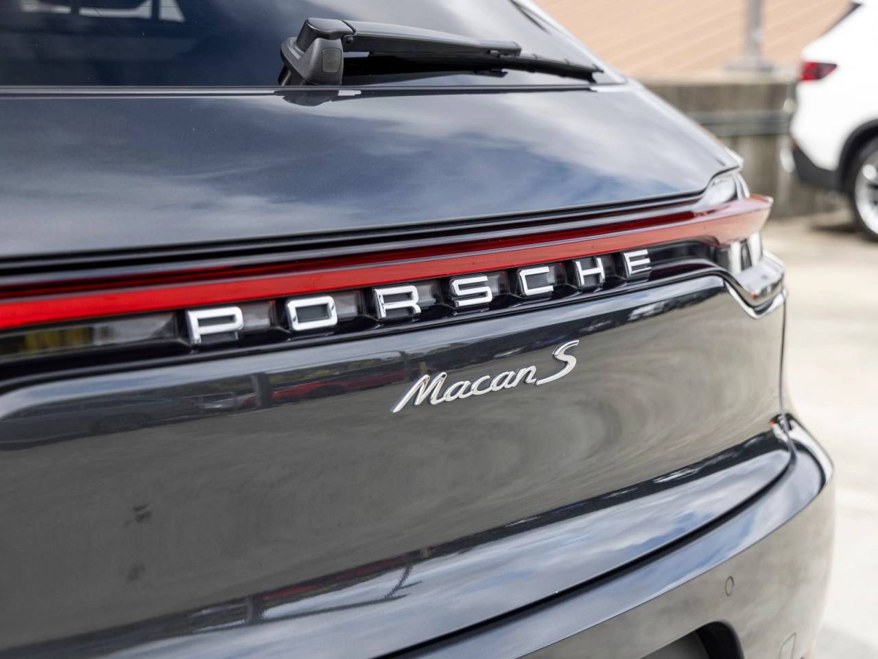 2021 Porsche Macan Macan S