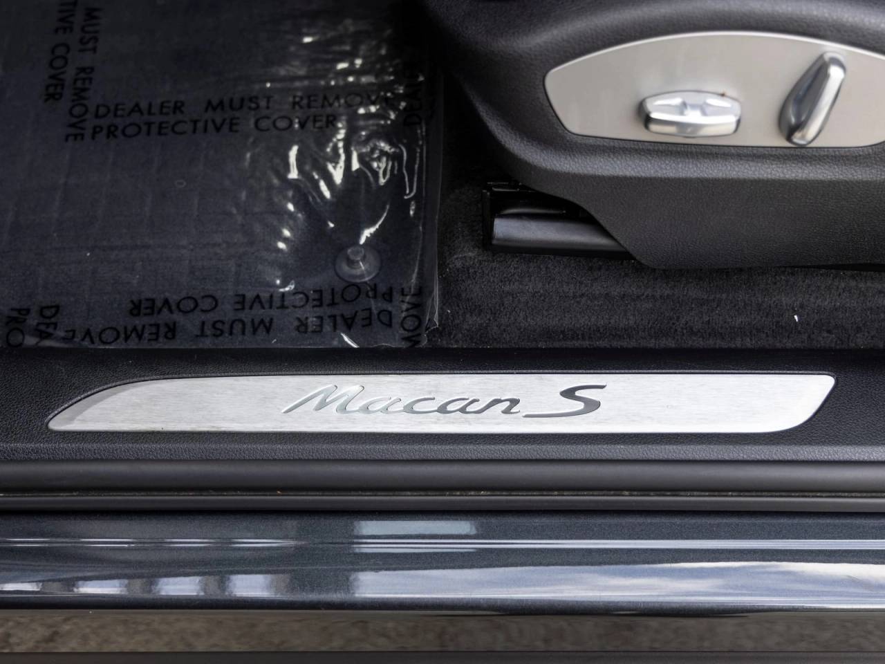 2021 Porsche Macan Macan S