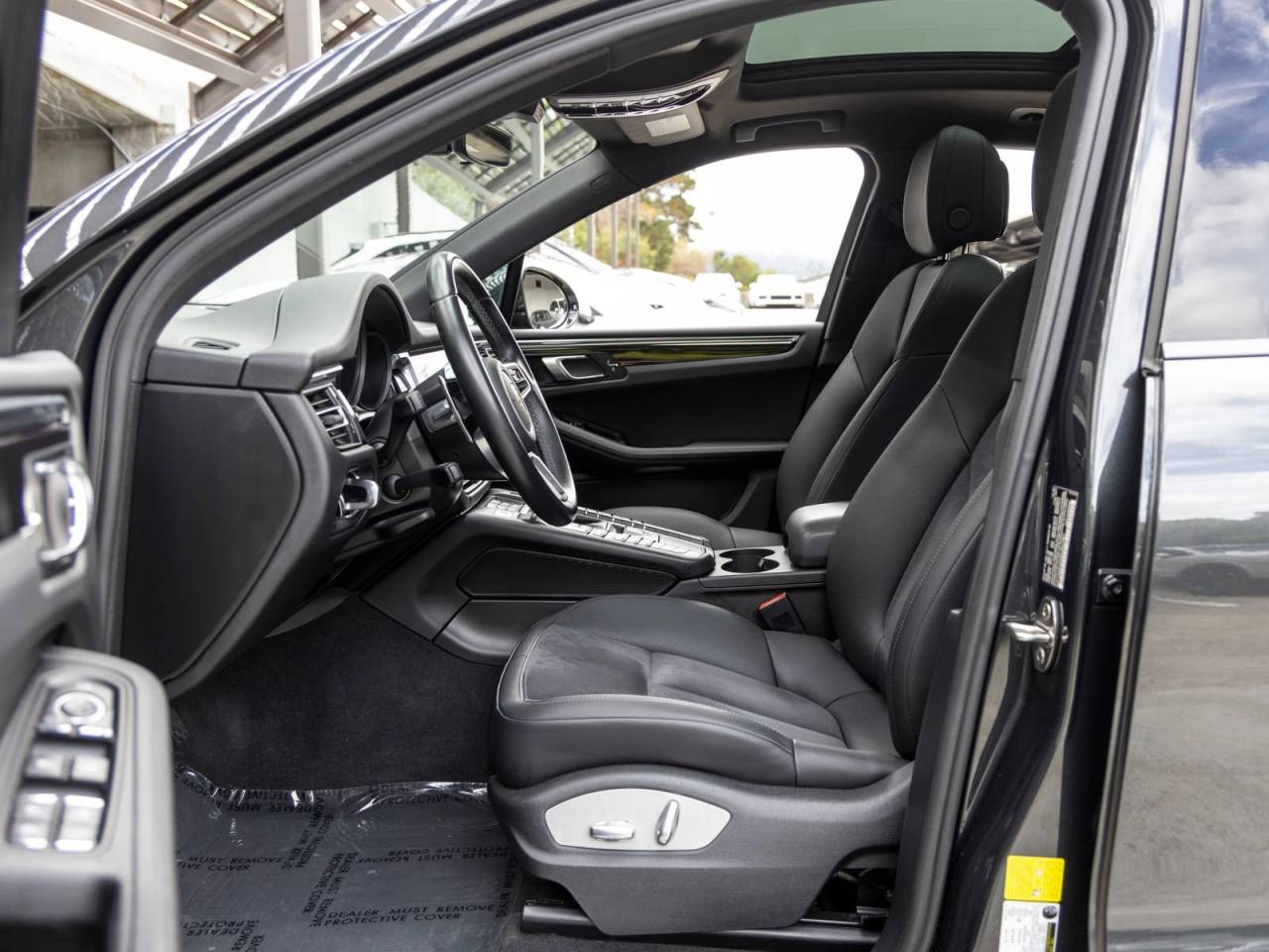 2021 Porsche Macan Macan S