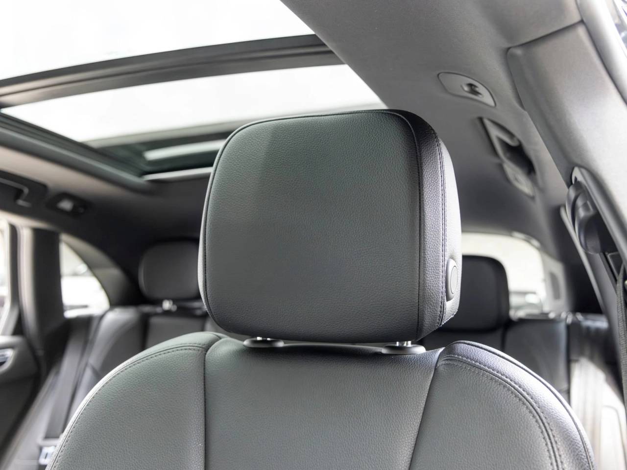 2021 Porsche Macan Macan S