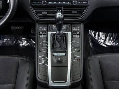 2021 Porsche Macan Macan S