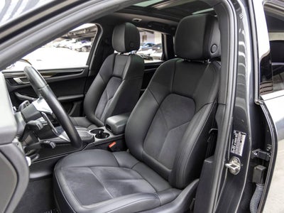 2021 Porsche Macan Macan S