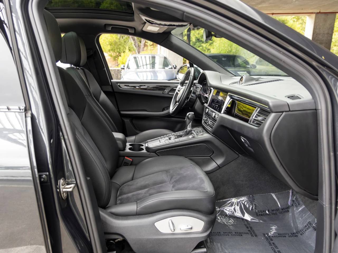 2021 Porsche Macan Macan S