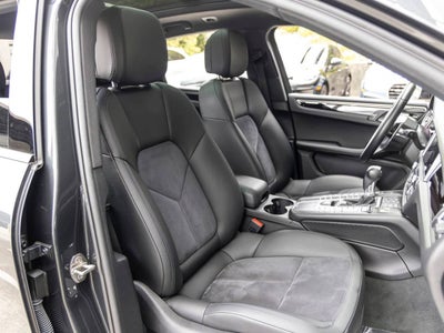 2021 Porsche Macan Macan S