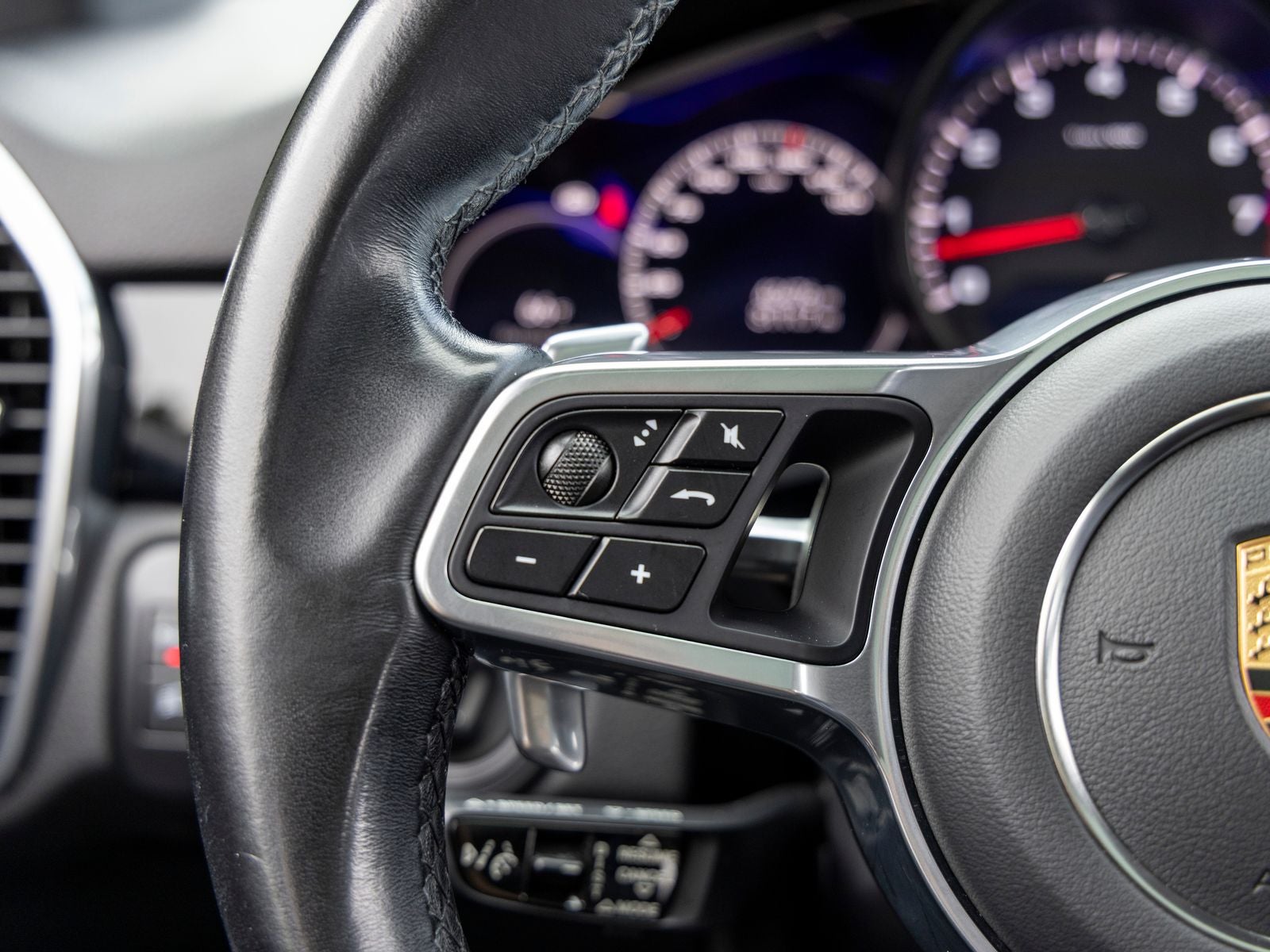 2022 Porsche Cayenne Cayenne S