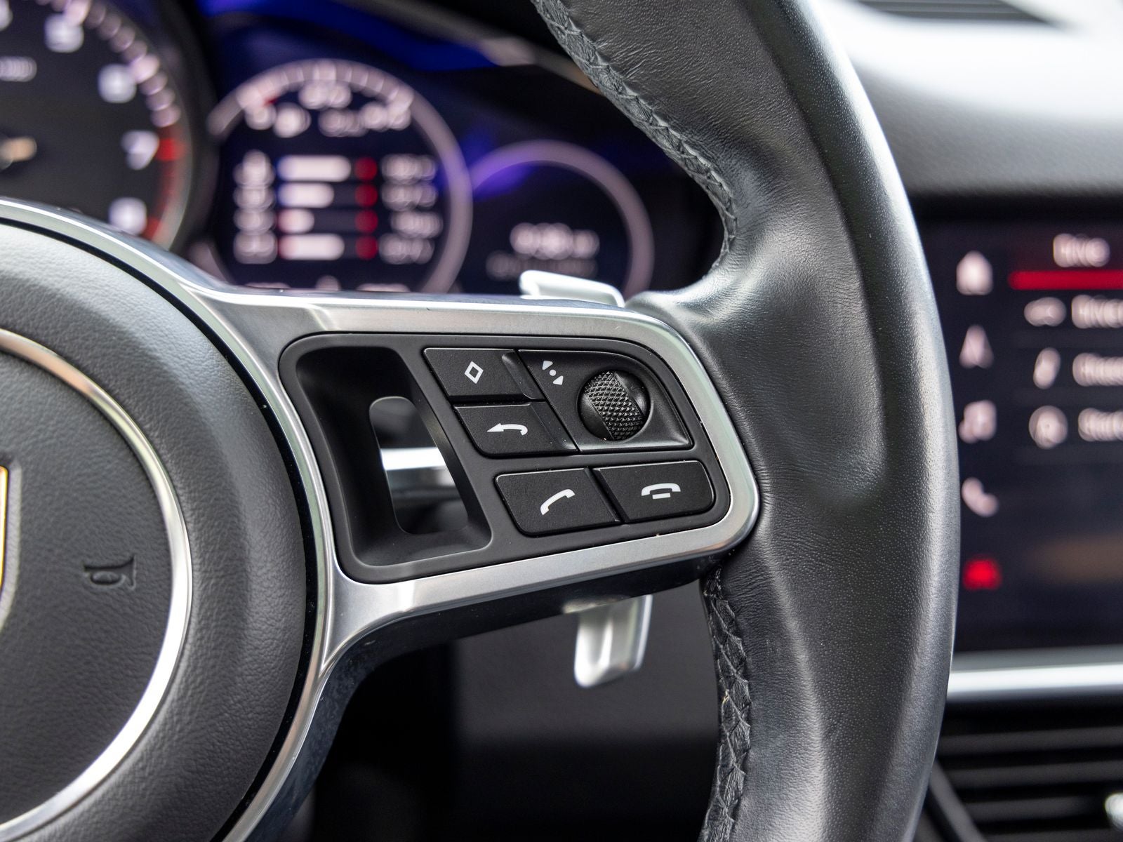 2022 Porsche Cayenne Cayenne S