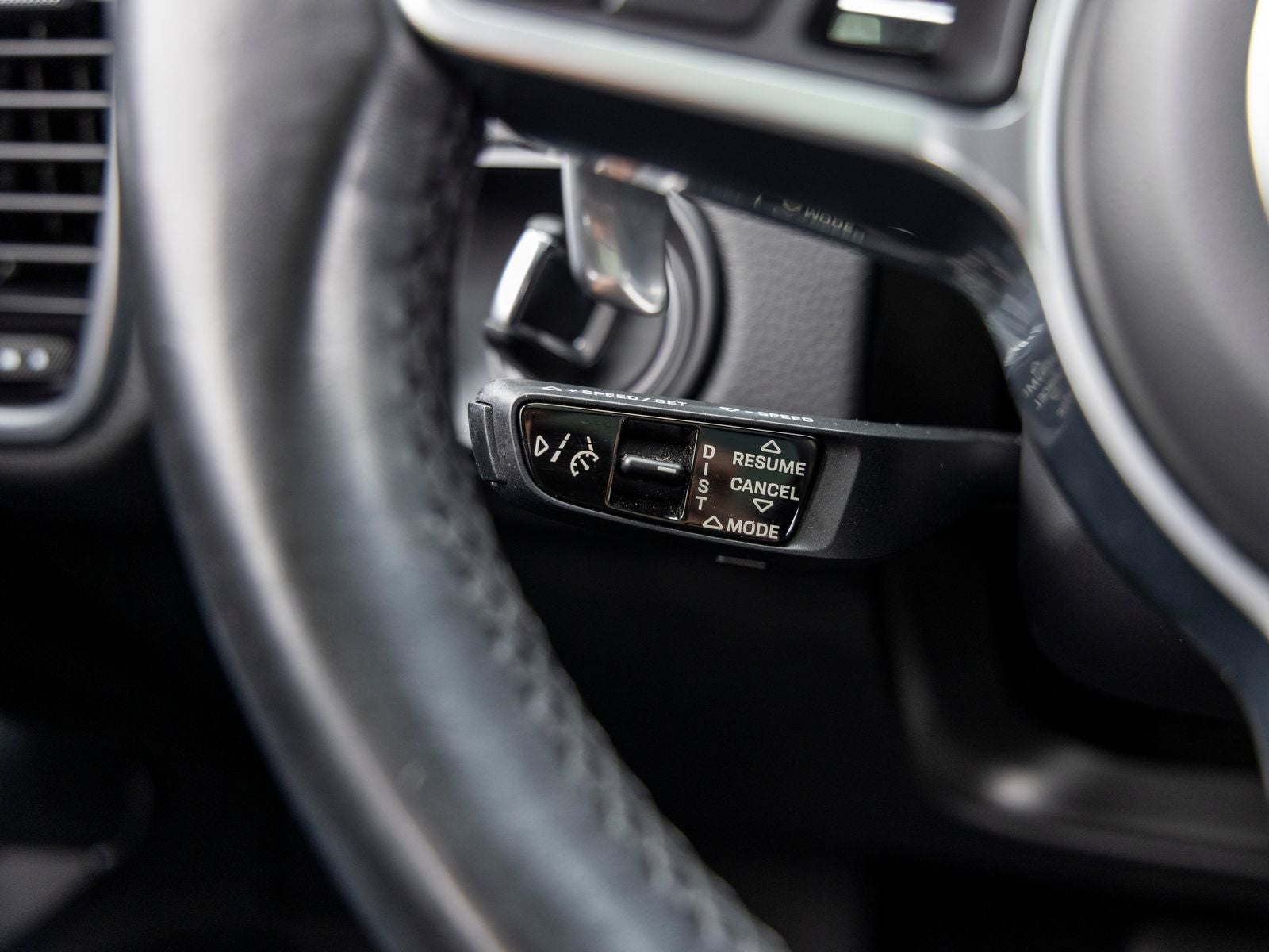 2022 Porsche Cayenne Cayenne S