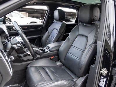 2022 Porsche Cayenne Cayenne S