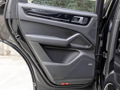 2022 Porsche Cayenne Cayenne S