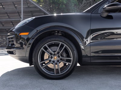 2023 Porsche Cayenne Cayenne S Platinum Edition