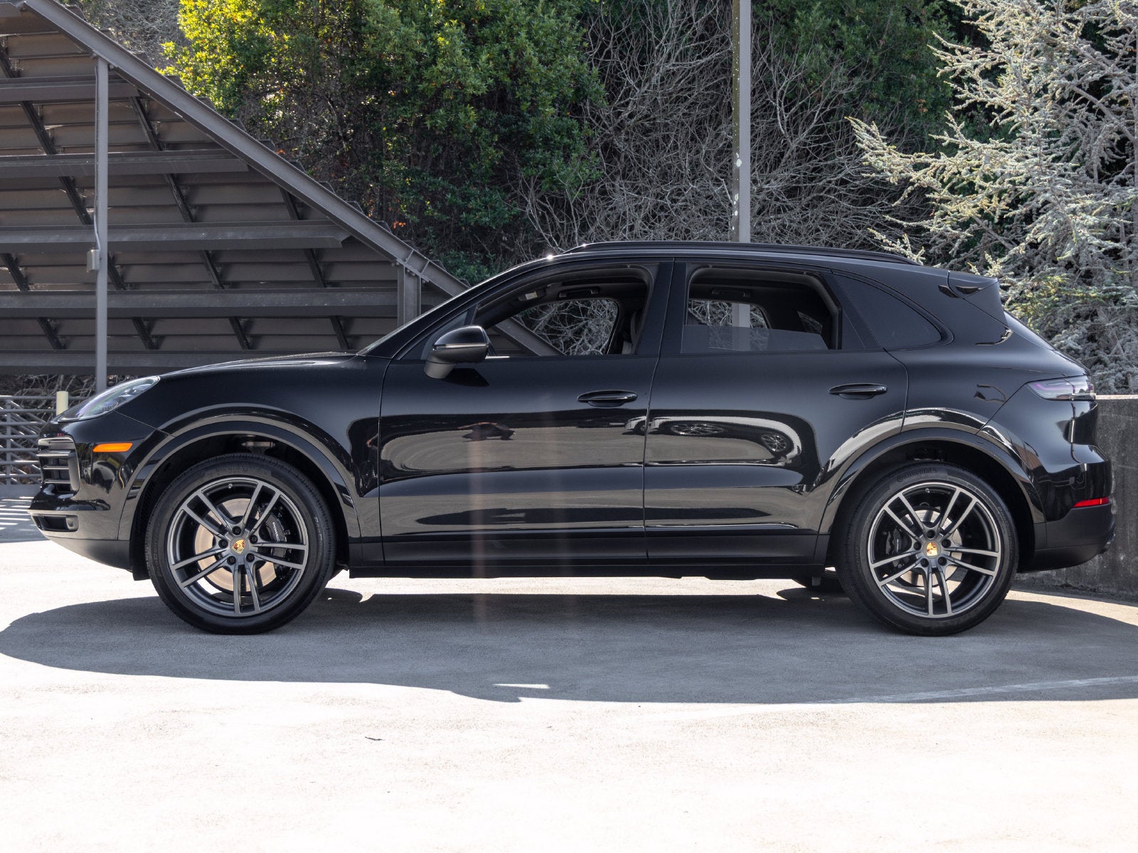 2023 Porsche Cayenne Cayenne S Platinum Edition